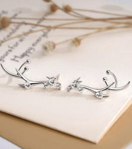 Diamond-Studded Zircon Deer Crown Style Earrings