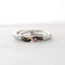 Load image into Gallery viewer, Silver Black and Rose Gold Simple Couple Interlocking Rings