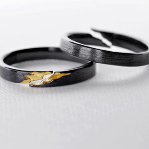 Gold Crack Ancient Black Wood Grain Rings