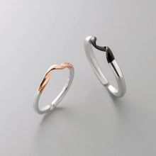 Load image into Gallery viewer, Silver Black and Rose Gold Simple Couple Interlocking Rings