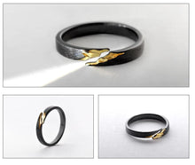 Load image into Gallery viewer, Gold Crack Ancient Black Wood Grain Rings